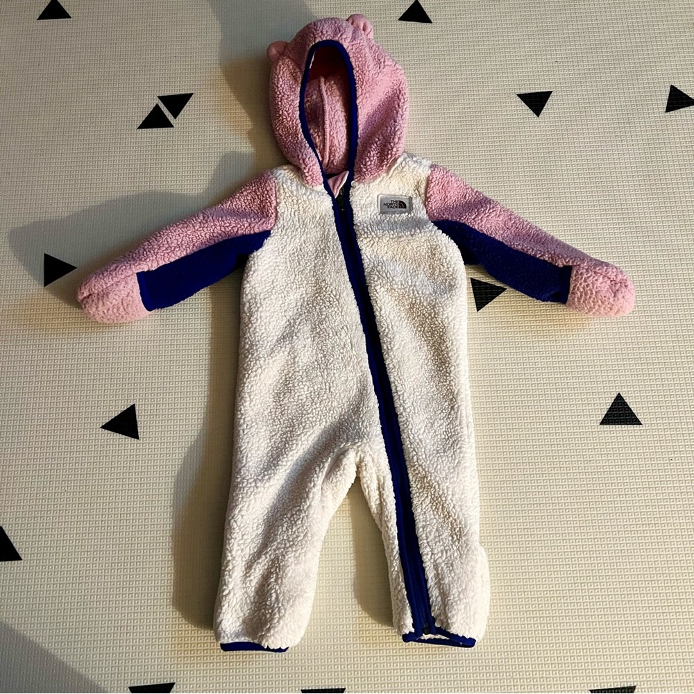 NWOT North Face Pink and Cream Footies One Piece with Cozy Fabric - sz 3-6 mos